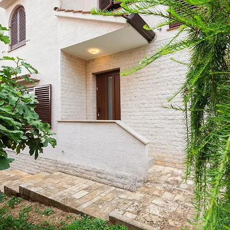 Bozena Apartment Porec